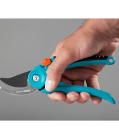 GARDENA Bypass Gartenschere B/S-M -Gartenleben Verkauf 6916308 WE DE 001 GardenaGartenschereBS M